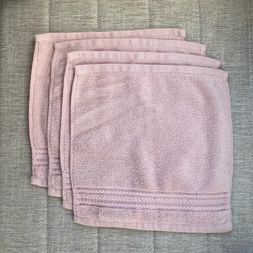 Juicy Couture Pink Towels Set